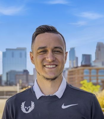 Portrait of Austin Perks, Professional Leasing Agent - Urban Realtor .