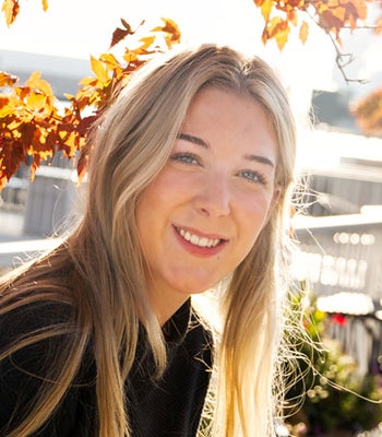 Portrait of Lila Doebbert, Leasing Professional / Urban Realtor.