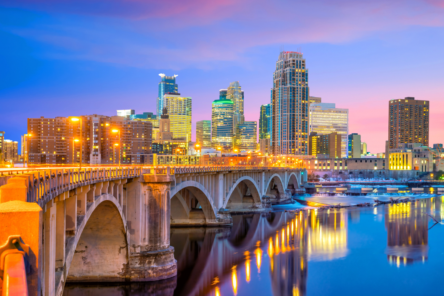 Free homebuying webinar hosted by DRG and Guild Mortgage. Learn where to start, why pre-approval matters, how credit scores and interest rates work, and tips to boost your financial readiness.